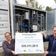 Förderbescheidübergabe zum Projekt HyPowerEMN