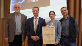Prof. Dr. Bettina Friedel mit (v.l.n.r) Prof. Dr. Michael Rossner, Prof. Dr. Christian Weindl und Prof. Dr. Bernd Hüttl