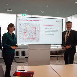 Pressekonferenz mit Nürnbergs Oberbürgermeister Marcus König, Nürnbergs Umwelt- und Gesundheitsreferentin Britta Walthelm sowie Magdalena Weigel (Vorstand Personal und IT der N-ERGIE) und Maik Render (Vorstand Markt und Technik der N-ERGIE) zum Erdwärmepotenzial im Stadtgebiet
