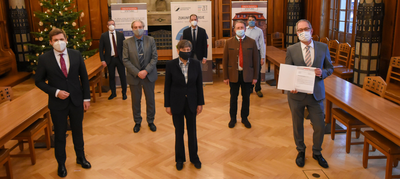 Förderbescheidübergabe zum Projekt "ZET-Reallabor Energiezukunft Wunsiedel" Förderbescheidübergabe zum Projekt ZET-Reallabor Energiezukunft Wunsiedel